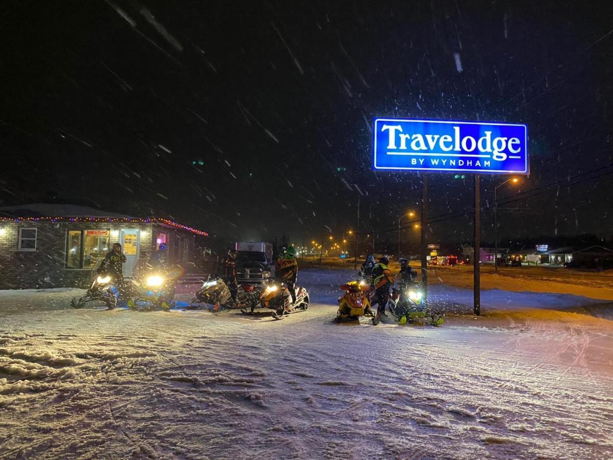 Travelodge By Wyndham Cochrane Dış mekan fotoğraf