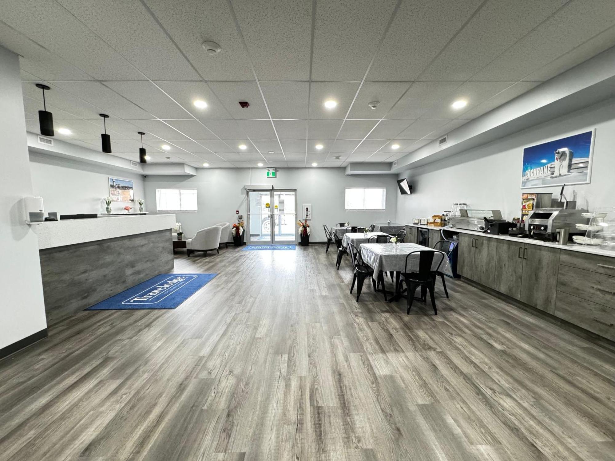 Travelodge By Wyndham Cochrane Dış mekan fotoğraf