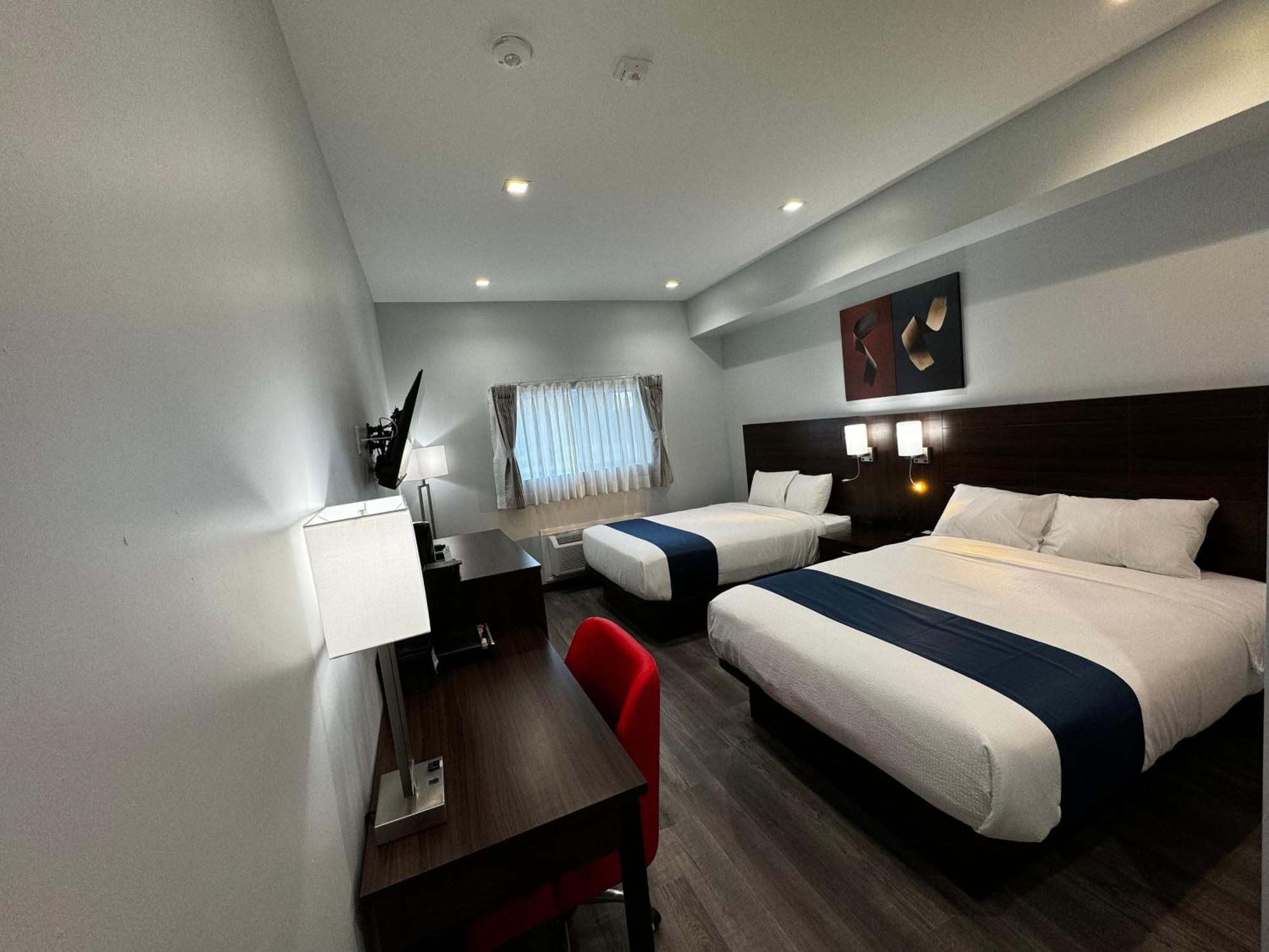 Travelodge By Wyndham Cochrane Dış mekan fotoğraf